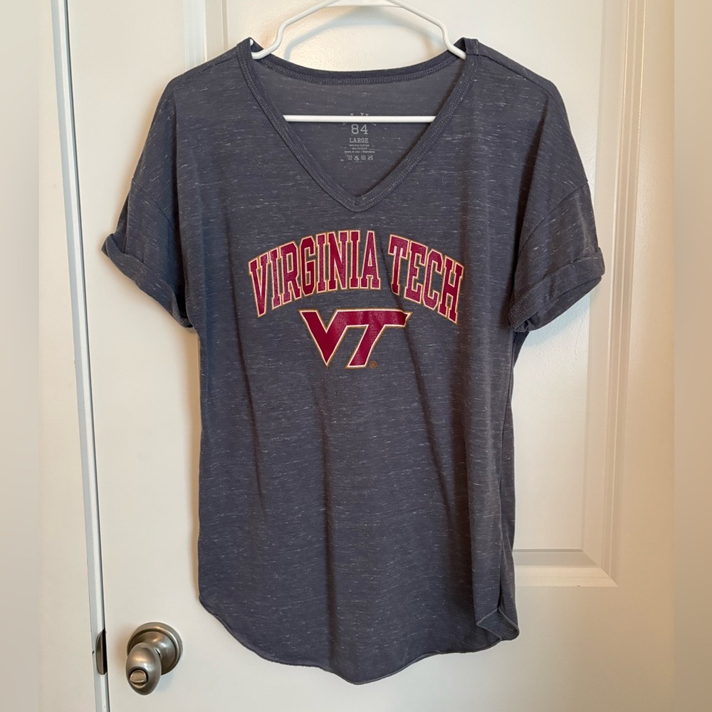 WOMEN’S VIRGINIA TECH V-NECK T-SHIRT | SIZE LARGE